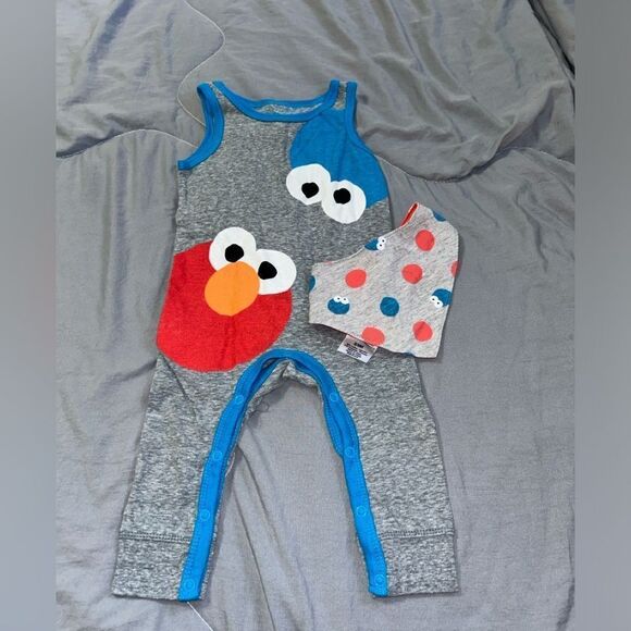 6-9m Sesame Street one piece romper Elmo and Cookie Monster with bib - Picture 1 of 2